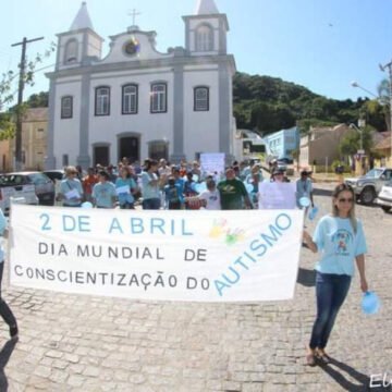 Caminhada marca o Dia Mundial de Conscientização do Autismo, em Laguna Caminhada marca o Dia Mundial de Conscientização do Autismo, em Laguna