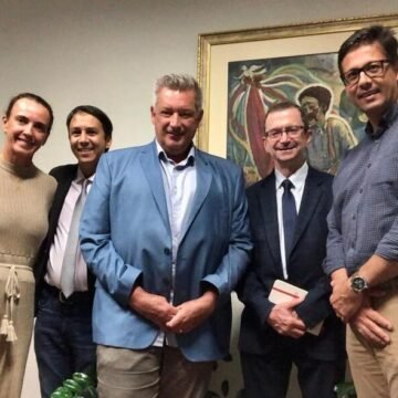 Comitiva equatoriana realiza visita técnica na Fundação InoversaSul