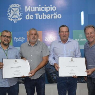 Prefeitura recebe projeto para pavimentação asfáltica do restante da estrada geral da Madre