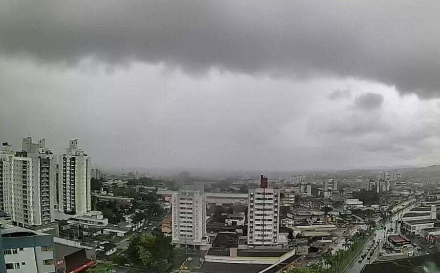 Final de semana será marcado por chuvas no sul de Santa Catarina