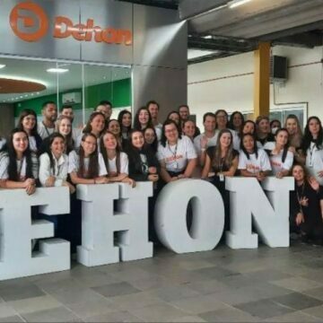 Feira literária do Colégio Dehon incentiva a leitura infantil Feira literária do Colégio Dehon incentiva a leitura infantil