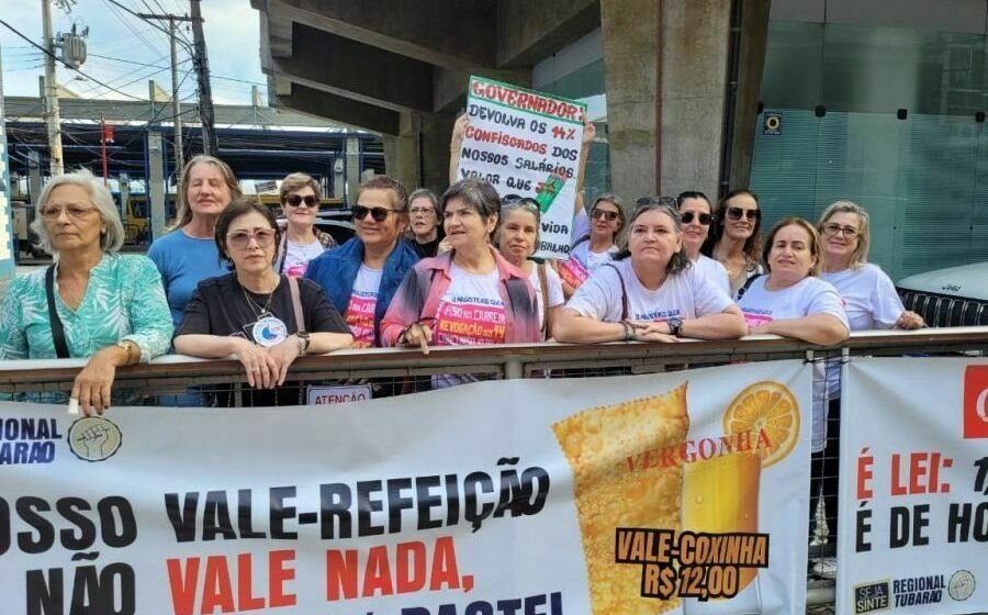 Professores de Tubarão se unem em greve nacional por melhorias na educação