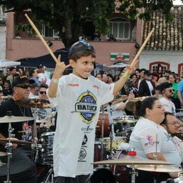 Batuca Laguna: Trânsito de Laguna terá alterações no Centro Histórico