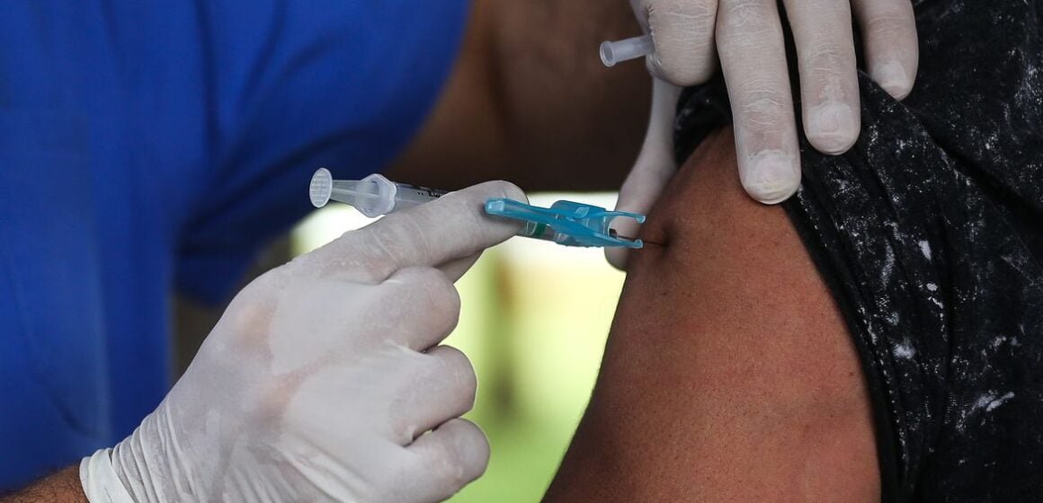 Santa Catarina prorroga campanha de vacinação da gripe até o dia 30 de junho