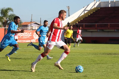 Hercílio Luz vence o Novo Hamburgo em casa pela Série D Hercílio Luz vence o Novo Hamburgo em casa pela Série D