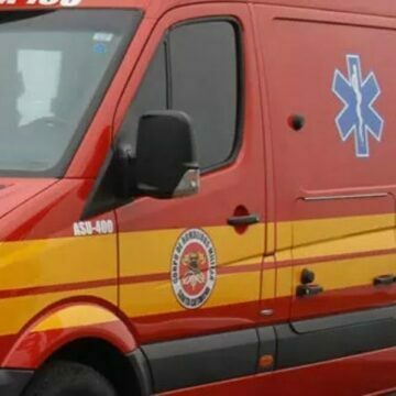 Corpo de Bombeiros de Imbituba resgata tripulantes de embarcação à deriva