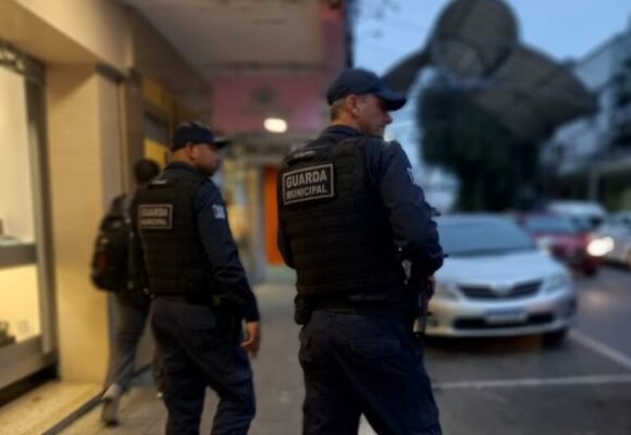 Guarda Municipal de Tubarão intensifica rondas para prevenir crimes no comércio local