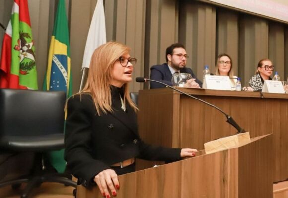 Advogada tubaronense lança campanha para desembargadora do Tribunal de Justiça de Santa Catarina