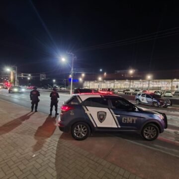 Guarda Municipal de Tubarão realiza blitz e aborda mais de 80 veículos