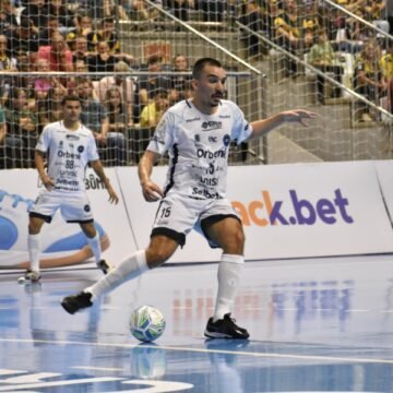 Tubarão Futsal enfrenta o Praia Clube na Liga Nacional