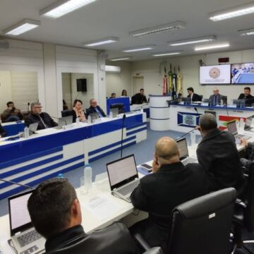 Tubarão: Aberto prazo de inscrição para candidaturas a prefeito e vice-prefeito em eleição indireta Tubarão: Aberto prazo de inscrição para candidaturas a prefeito e vice-prefeito em eleição indireta