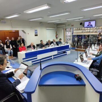 Advogado entra com pedido liminar para suspender eleição indireta em Tubarão Advogado entra com pedido liminar para suspender eleição indireta em Tubarão