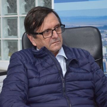 Nilton de Campos retorna à Câmara de Vereadores de Tubarão em meio a impasse político Nilton de Campos retorna à Câmara de Vereadores de Tubarão em meio a impasse político