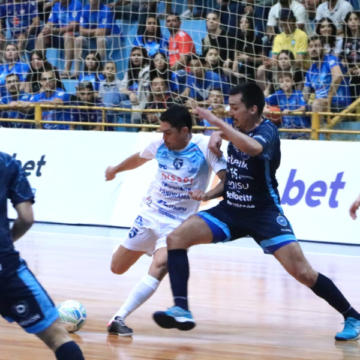 Tubarão Futsal derrota Foz Cataratas de virada pela Liga Nacional