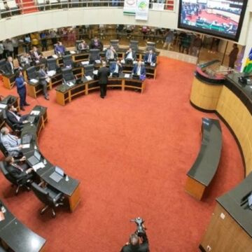 Projeto de lei para mudança do hino de Santa Catarina será discutido em audiência pública Projeto de lei para mudança do hino de Santa Catarina será discutido em audiência pública