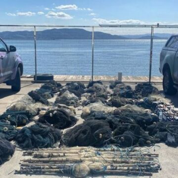 Polícia Militar Ambiental apreende redes de pesca e baterias durante fiscalizações