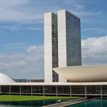 Prefeitos de Santa Catarina protestam contra o governo federal