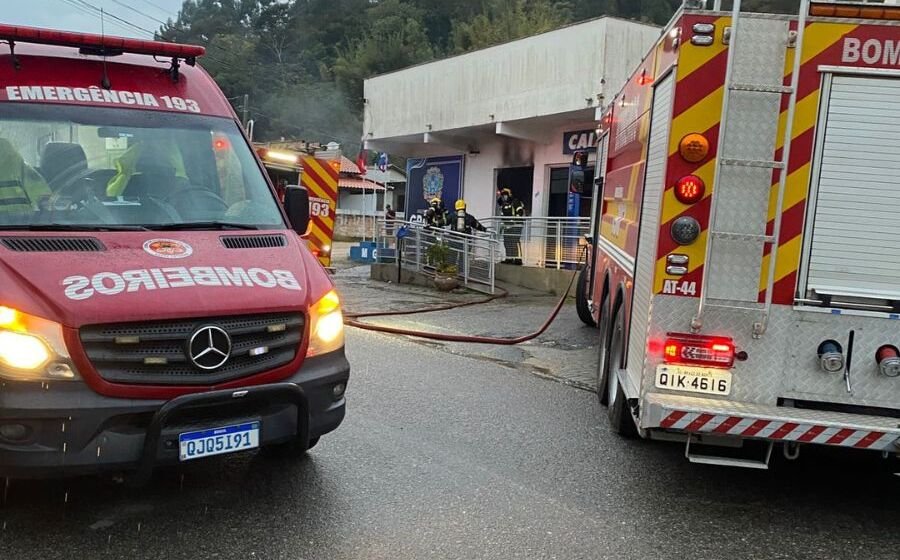 Incêndio em Gravatal resulta na suspensão temporária do atendimento na prefeitura