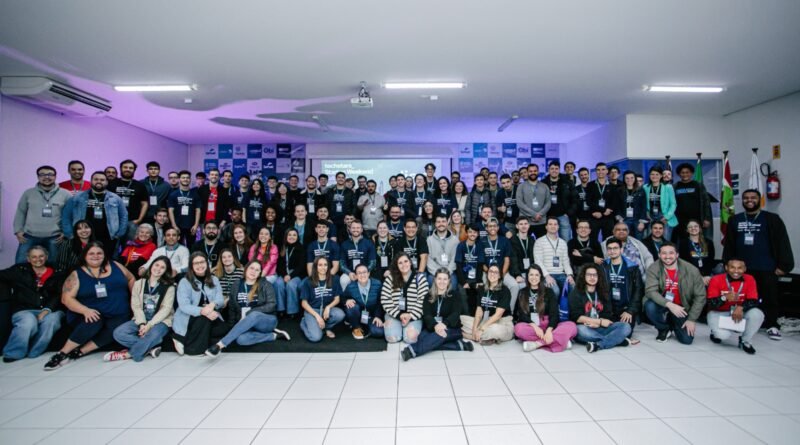 Evento de tecnologia e inovação, Startup Weekend é sucesso em Tubarão