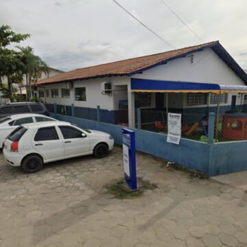 Homem cria confusão em posto de saúde de Tubarão