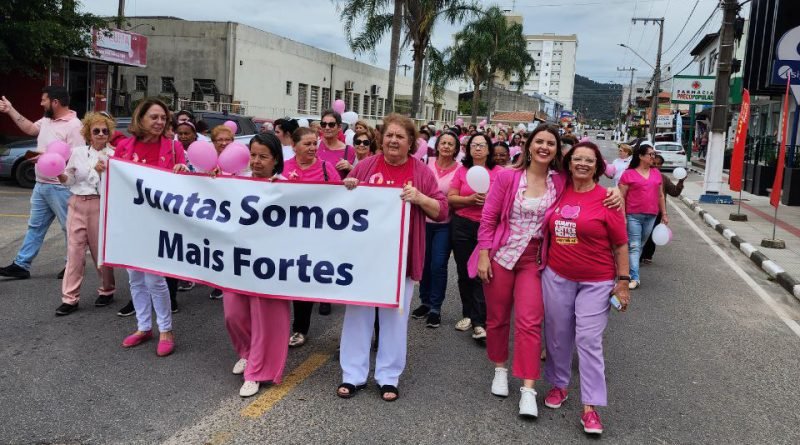 Caminhada em alusão ao Outubro Rosa reforça ação pela prevenção contra o câncer de mama