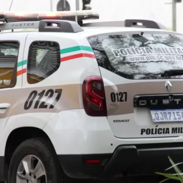 Morador sente falta de objetos após receber visita do irmão Morador sente falta de objetos após receber visita do irmão