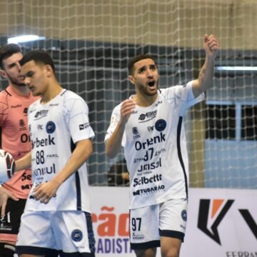 Valendo a liderança da Chave C da Série Ouro, Tubarão Futsal enfrenta o Florianópolis, neste sábado (28), em casa Valendo a liderança da Chave C da Série Ouro, Tubarão Futsal enfrenta o Florianópolis, neste sábado (28), em casa