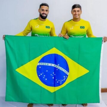Amaury Gomes e Tavinho são os campeões do World Footvolley