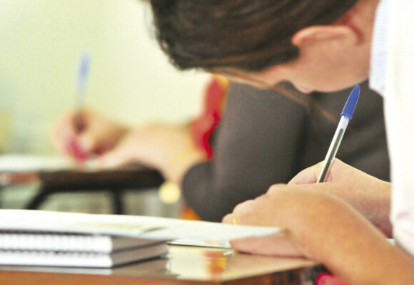 Imbituba inicia rematrículas da rede municipal para o ano letivo de 2026