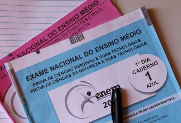 ENEM 2023: Saiba como é feita a CORREÇÃO das PROVAS e REDAÇÕES 