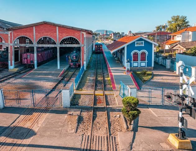 Museu Ferroviário recebe exposição sobre o Terno de Reis