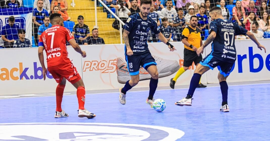 Liga Nacional: Tubarão Futsal joga contra o Atlântico valendo vaga na semifinal