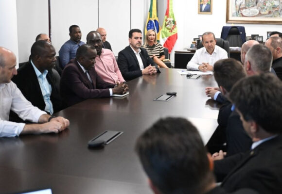 Casas pré-fabricadas por madeireiras de Jaguaruna e de Tubarão poderão ser exportadas para África