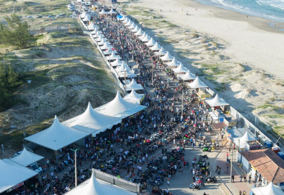 Verão: gestores de Laguna se reúnem para alinhar eventos da temporada