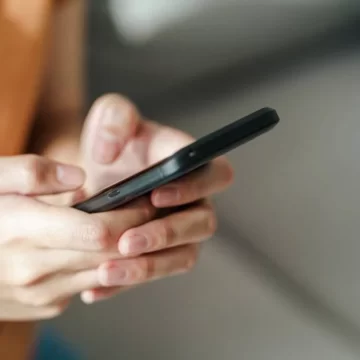 Mulher cai em golpe pelo WhatsApp e tem prejuízo de aproximadamente R$ 8 mil