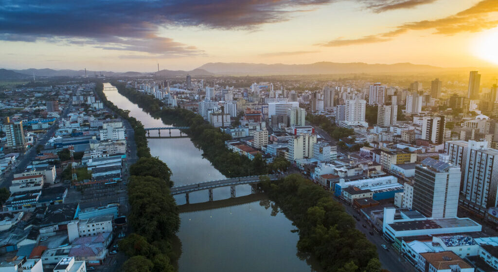 Estruturas das pontes da área central de Tubarão passam por vistoria Estruturas das pontes da área central de Tubarão passam por vistoria