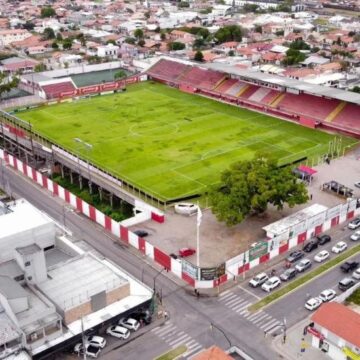 Em casa: Hercílio Luz enfrenta Avaí pelo catarinense nesta quinta (25) Em casa: Hercílio Luz enfrenta Avaí pelo catarinense nesta quinta (25)