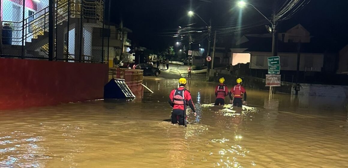 Santa Catarina já registra 30 municípios afetados pelas chuvas de janeiro