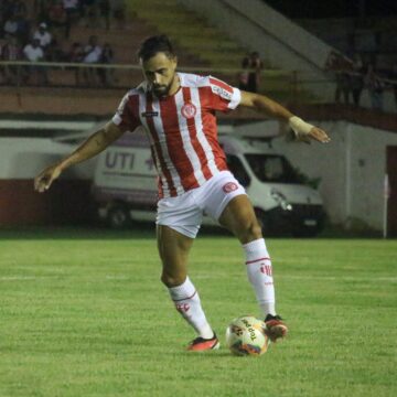 Catarinense: Hercílio Luz enfrenta o Joinville nesta quinta-feira (1º) Catarinense: Hercílio Luz enfrenta o Joinville nesta quinta-feira (1º)