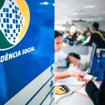 Governo já restituiu R$ 1,29 bilhão a aposentados lesados por descontos indevidos no INSS Governo já restituiu R$ 1,29 bilhão a aposentados lesados por descontos indevidos no INSS