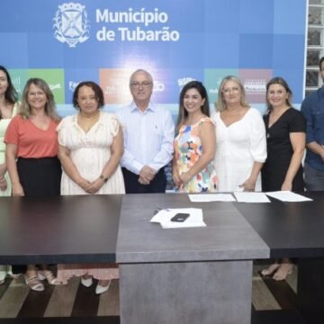 Conselheiros tutelares eleitos para o mandato 2024-2027 tomam posse