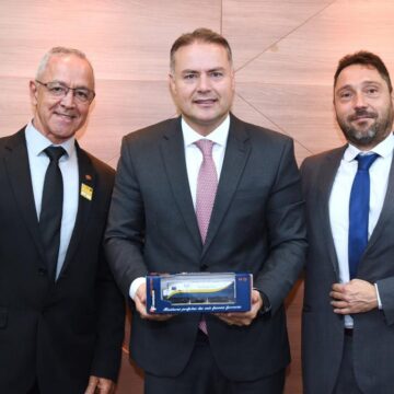 Ministro dos Transportes visitará a FTC e o Museu Ferroviário de Tubarão Ministro dos Transportes visitará a FTC e o Museu Ferroviário de Tubarão