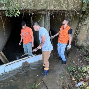 Defesa Civil inicia limpeza de comportas do Rio Tubarão