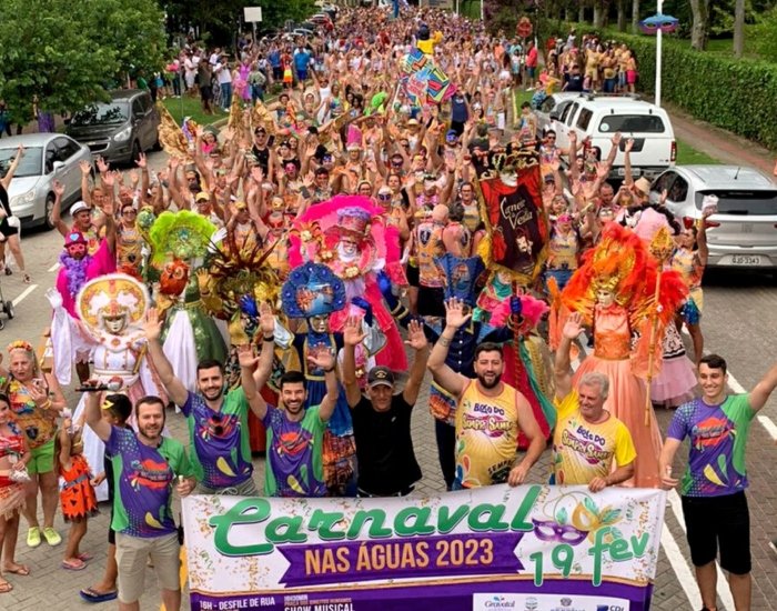 Folia nas Águas terá desfile de blocos em Gravatal
