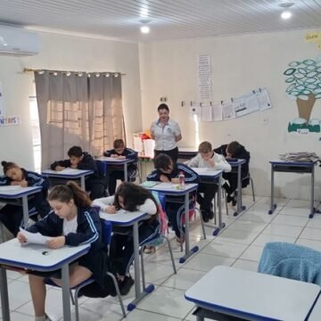 Aulas da rede municipal de Laguna iniciam nesta terça-feira (20)