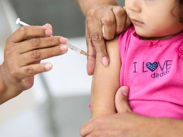 MPSC diz que vacina contra Covid-19 deve ser cobrada na matrícula das escolas