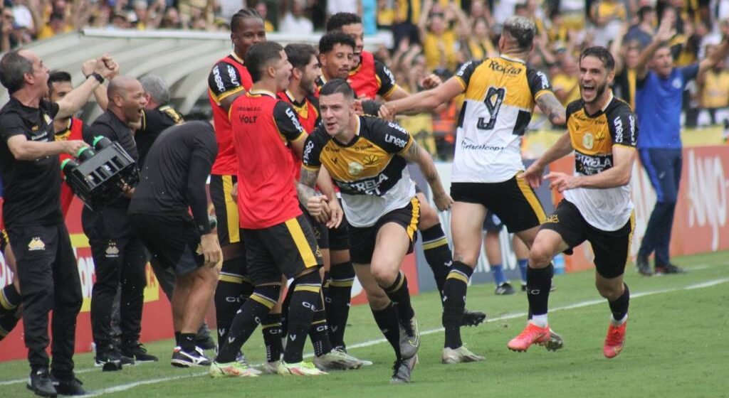 Criciúma garante vaga na final do Campeonato Catarinense