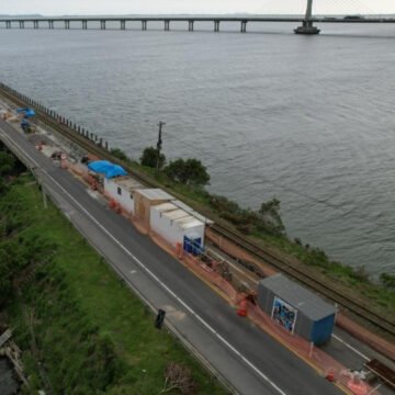 Obra na Ponte Henrique Lage: valor investido vai refletir no aumento do pedágio na BR-101/Sul Obra na Ponte Henrique Lage: valor investido vai refletir no aumento do pedágio na BR-101/Sul