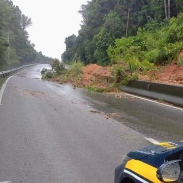 Trecho da BR-101 no Morro dos Cavalos é parcialmente liberado