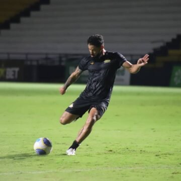 Criciúma se prepara para enfrentar o Juventude neste sábado (13) Criciúma se prepara para enfrentar o Juventude neste sábado (13)